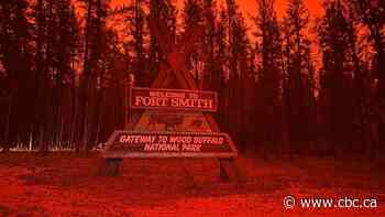 'Significant' structure damage in Enterprise; remaining Hay River, Fort Smith residents told go to airports