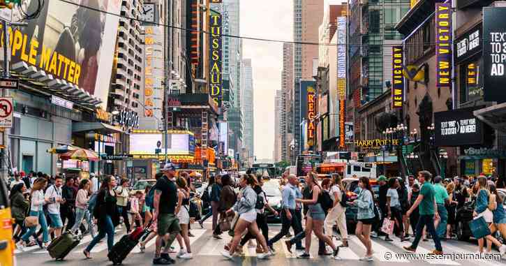 Disturbing Discovery Reportedly Made Outside NYC Building, One Man Dead