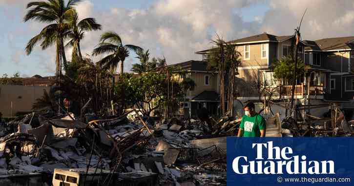 Hawaii governor warns death toll could rise as hundreds still missing after fires