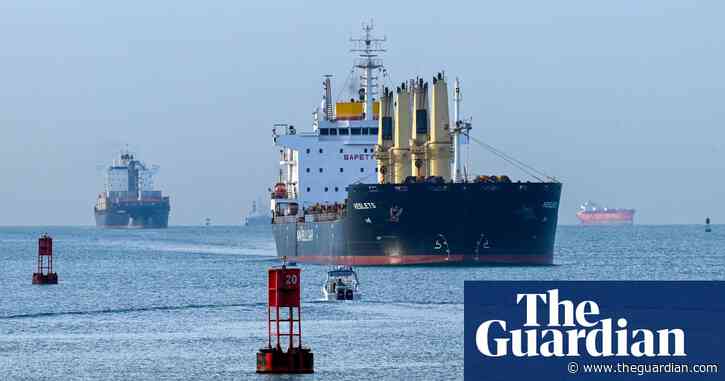 Long delays at Panama Canal after drought hits global shipping route