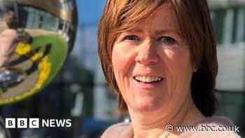 Myeloma: Woman in remission urges others to try cancer drug trials