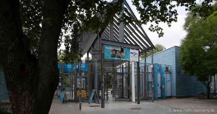 Wachmann in Berliner Freibad nach Streit angegriffen