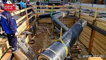 Tonnenschweres T-Rohr lässt Bauarbeiter in Jena schwitzen