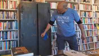 #TheMoment a Winnipeg bus driver cracked a 75-year-old safe