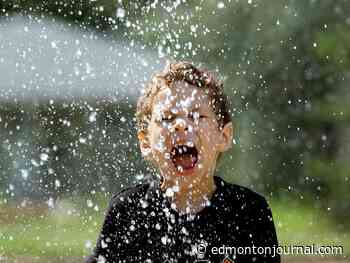 Edmonton weather: Temperatures soaring above 30 C today, chance of rain later