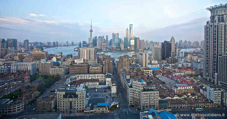 La banca centrale cinese taglia i tassi dopo un altro crac nel settore immobiliare