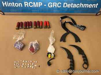 Hinton man charged after drugs, knives seized during traffic stop: RCMP