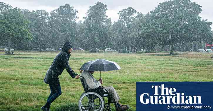 Benefit backlog costing disabled people £24m a month, says Citizens Advice