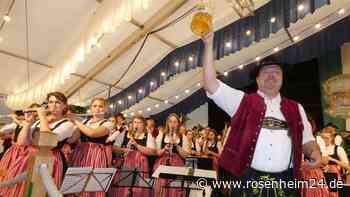 „Mitanand im Trachtengwand“: So feierte Grabenstätt 110 Jahre Trachtenverein „D’Chiemgauer“