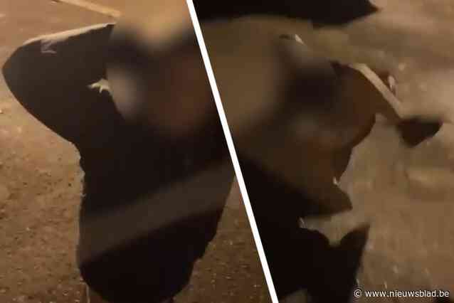 Jongeren filmen hoe ze halfnaakte dertienjarige vernederen en schoppen, en zelfs tijdens het onderzoek gaan pesterijen verder