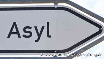 Einzelne Politiker begrüßen „Bezahlkarten“ für Asylbewerber