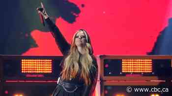 Avril Lavigne will get a star on Canada's Walk of Fame