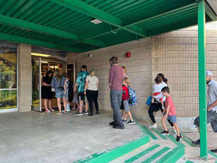 Walking or biking to school? Austin program aims to keep kids safe