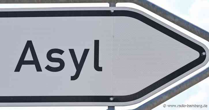 Einzelne Politiker begrüßen «Bezahlkarten» für Asylbewerber