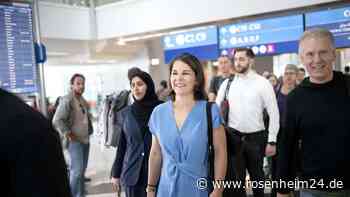 Per Linienflug: Baerbock nach Pannen wieder in Deutschland