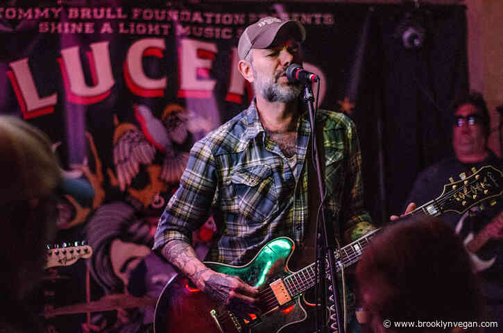 Lucero announce fall tour with Jason Boland & The Stragglers