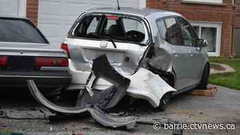 Multiple vehicles damaged in collision in Barrie's southend