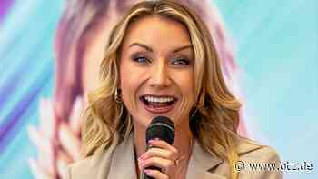 Anna-Carina Woitschack im Jenaer Burgau-Park