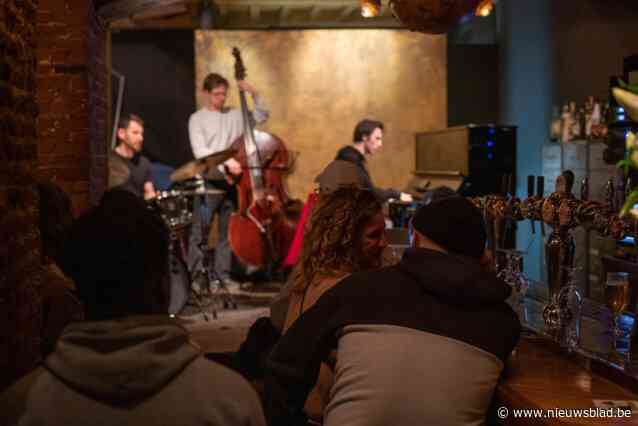 Cafés Cabron, De Muze en Witzli Poetzli organiseren voor vierde keer muziekfestival RUIS: “Fijn evenement naar historisch stadscentrum brengen”