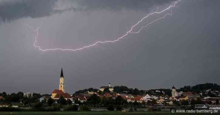 Schwere Gewitter drohen in Teilen Bayerns: Weiterhin heiß
