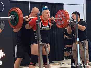 "Ingiusto, scoraggiante". L'atleta trans batte il record femminile: scoppia la polemica