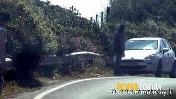 Il parcheggiatore abusivo dei cancelli trovato con 1200 euro in contanti