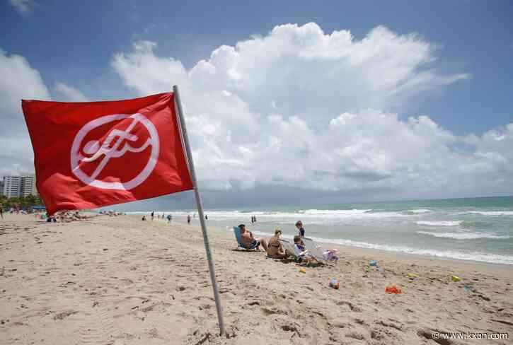 Tracking the Tropics: NHC monitoring 3 disturbances as peak hurricane season nears