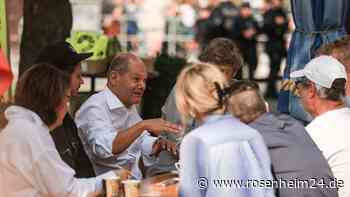 Kanzler Scholz am Büdchen: „Ein sehr sympathisches Kerlchen“