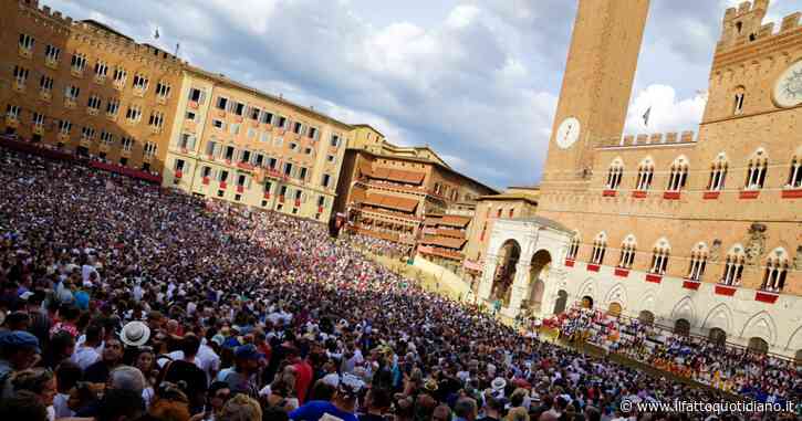 Palio di Siena, vince l’Oca con il cavallo scosso Zio Frac dopo cadute e tensioni