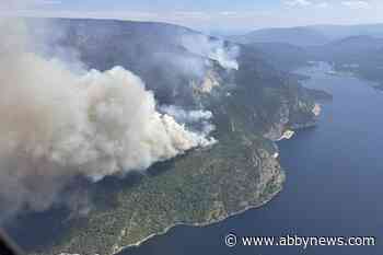 Winds, heat and lightning trigger concern as 2 B.C. wildfires surge
