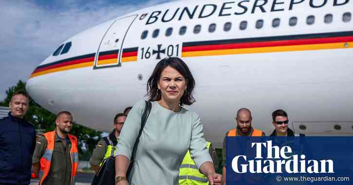 German press derides plane fault ‘disgrace’ after minister’s cancelled trip