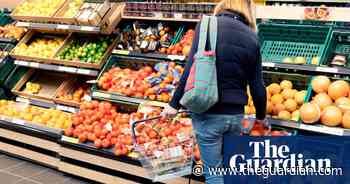 Ministers criticised for scrapping new food waste laws for England