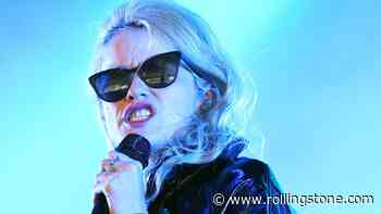 ‘Free Sky Ferreira’: Fans Who Bought Times Square Billboard Hope Someone Who Saw It Can Help 