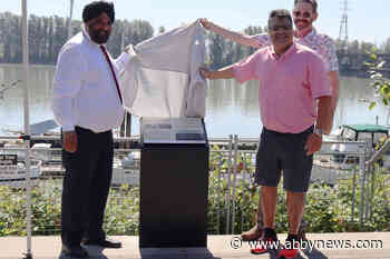 Mission unveils sign commemorating Komagata Maru incident