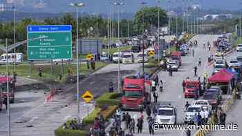 Kleinflugzeug kracht auf Autobahn – zehn Tote in Malaysia
