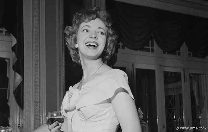 Patricia Bredin, UK’s first Eurovision, singer dies aged 88