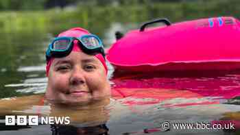 Godmanchester woman plans solo Channel swim using arms alone