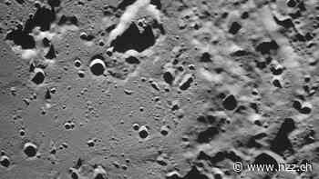 Russische Raumsonde sendet ihre erste Aufnahme von Mondoberfläche