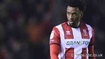 Tashan Oakley-Boothe: Blackpool sign midfielder on two-year deal