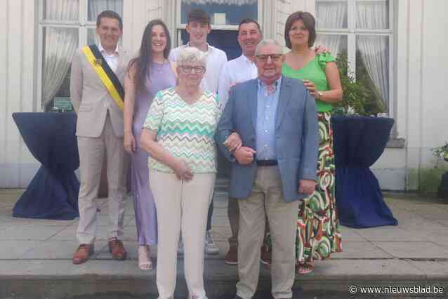 Gepassioneerd imker Antoine en Rosa vierden diamanten bruiloft