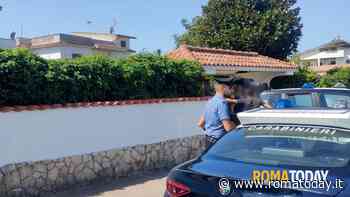 Omicidio a Nettuno: ucciso con un colpo di piccone alla testa. Due uomini portati in caserma