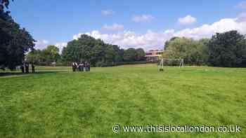 Belmont Parade Bromley encampment prompts police response