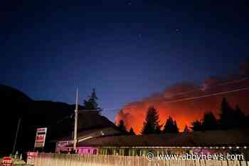 Update: Wildfire closes Highway 1 between Haig Station Road and Main Street