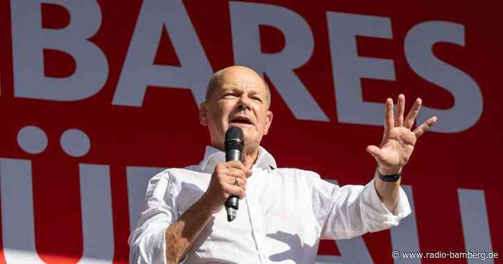 Applaus und Pfiffe: Scholz attackiert rechte Populisten