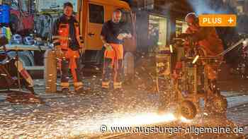 Nachts sprühen die Funken: Diese Männer sind im Einsatz für die Straßenbahn