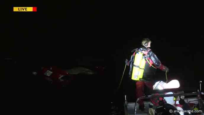 Police respond to submerged car in St. Marys River near downtown Fort Wayne