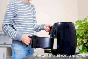 How to clean an Air Fryer: 60p product and top techniques