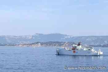 Le câblier Sophie Germain est arrivé à Toulon