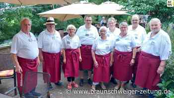 Ein Prosit auf die Wahrenholzer Wassermühle beim Weinfest