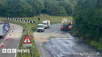 M32 reopens near Bristol after lorry overturns
